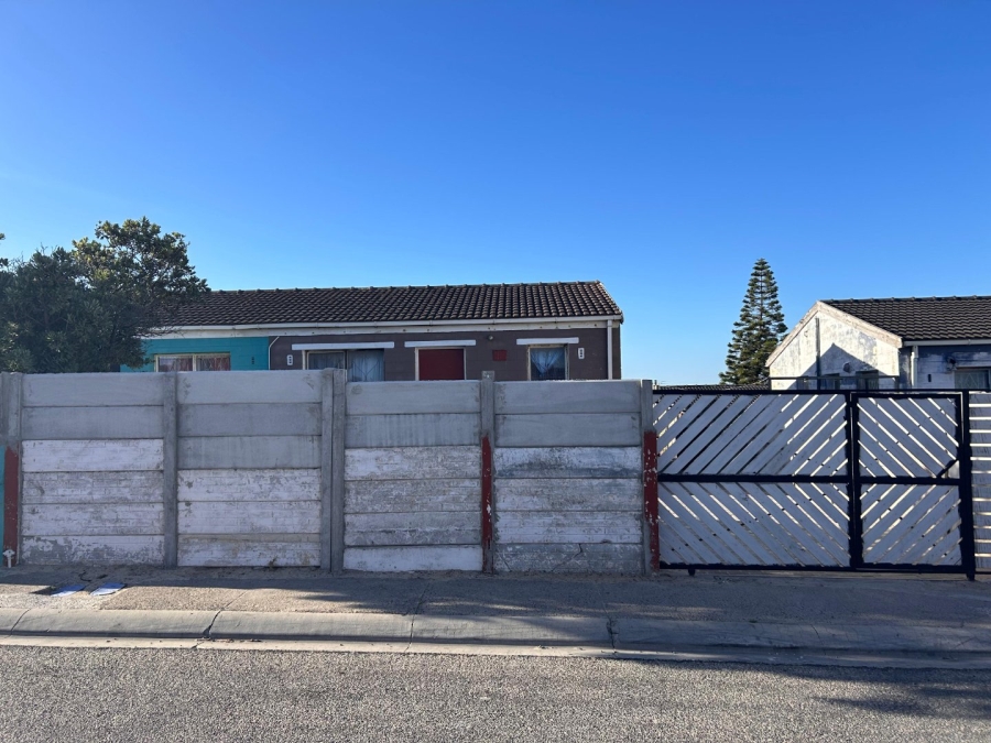 2 Bedroom Property for Sale in Rocklands Western Cape